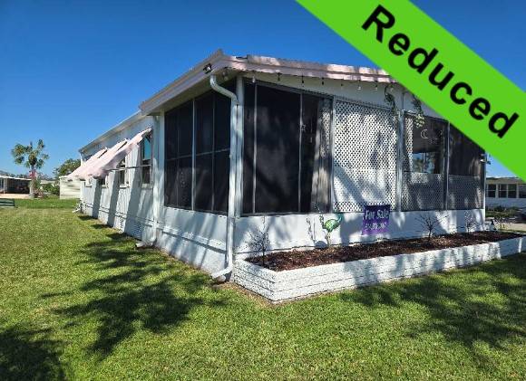 Ellenton, FL Mobile Home for Sale located at 7512 Morningside Dr Colony Cove